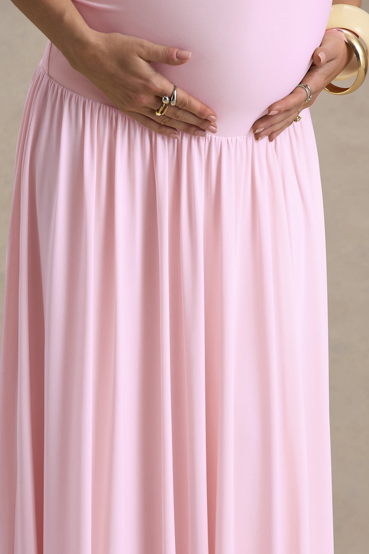 Outline | Light Pink Crew-Neck Maternity Maxi Dress With Pleated Skirt