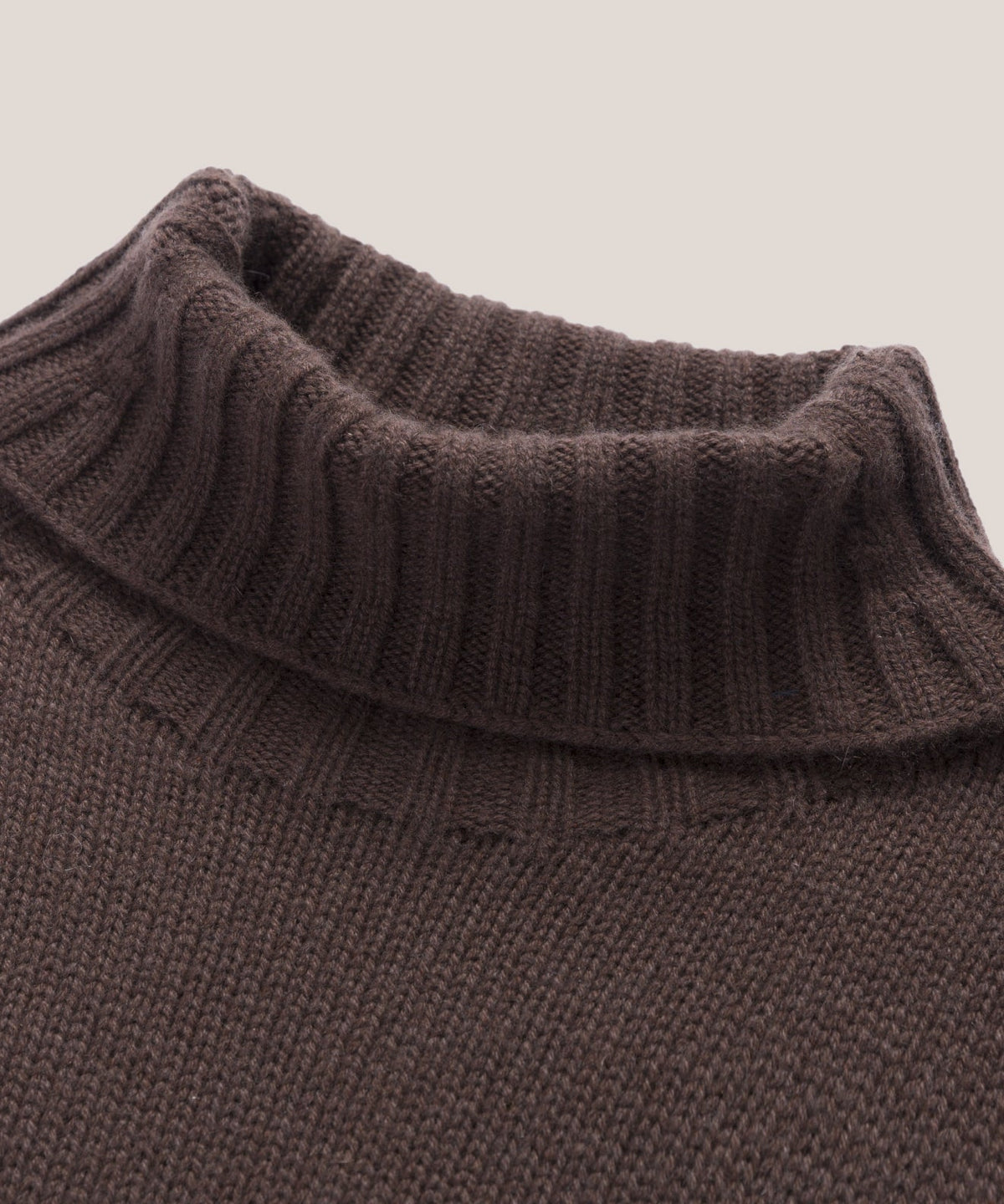 Cashmere Porter Turtleneck