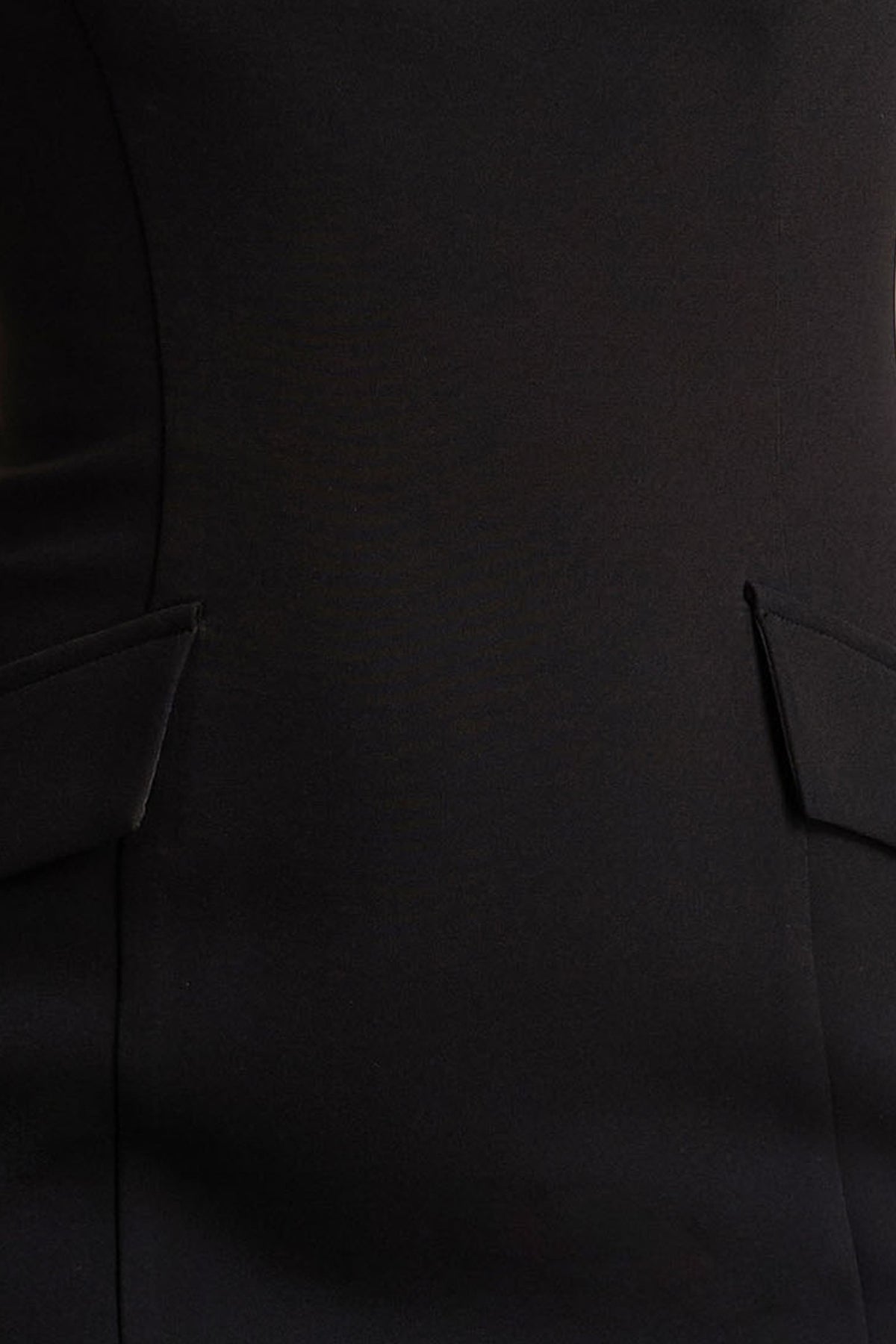 Vaila | Black Crew-Neck Maxi Dress