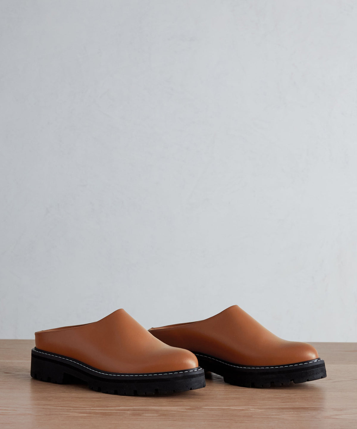 Mules & Clogs