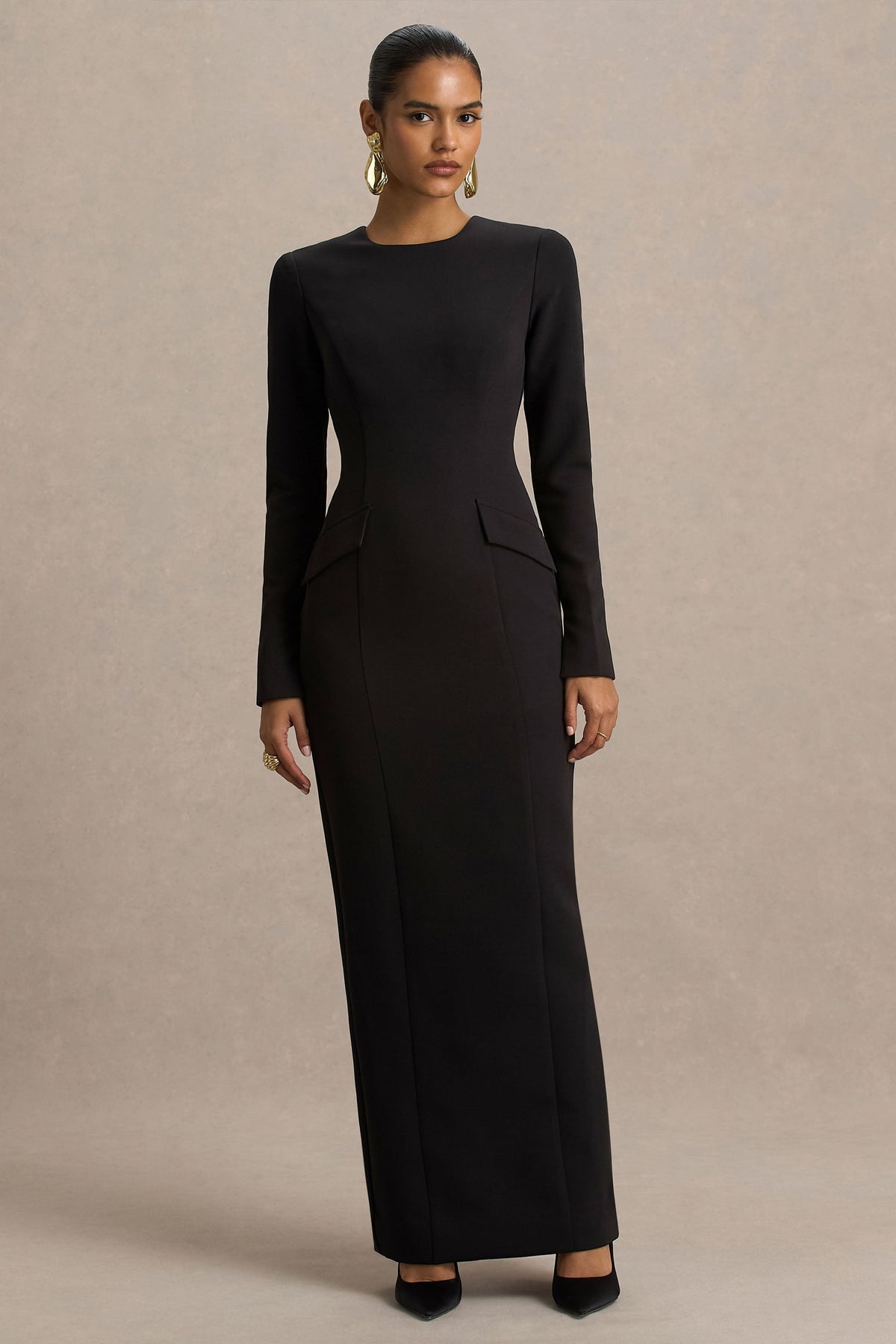 Vaila | Black Crew-Neck Maxi Dress