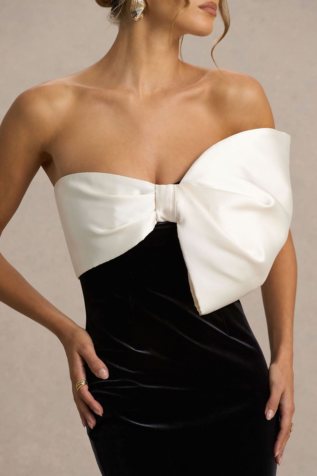 Divulge | Black And White Velvet Asymmetric-Neck Maxi Dress With Bow Detail
