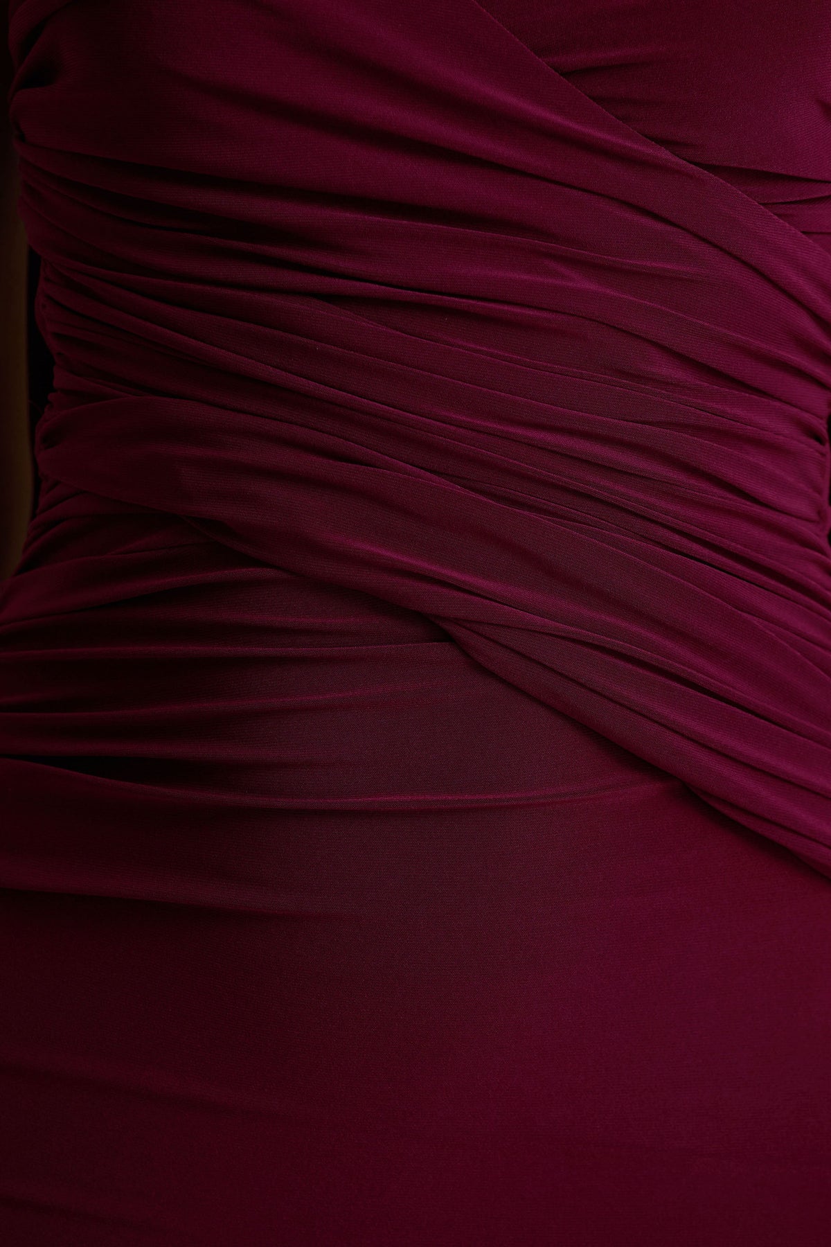 Leila | Burgundy Sweetheart Maxi Dress With Scarf