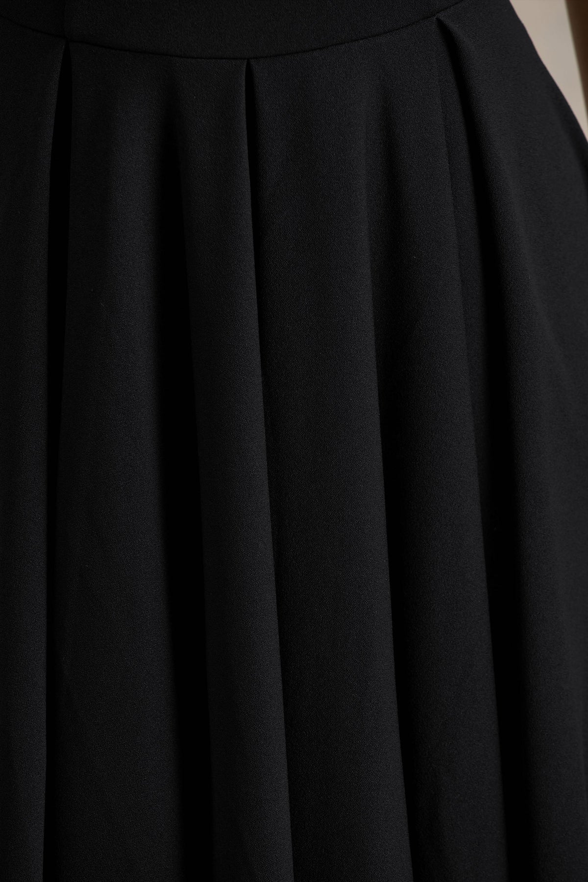 Scarlett | Black Square-Neck Maxi Dress