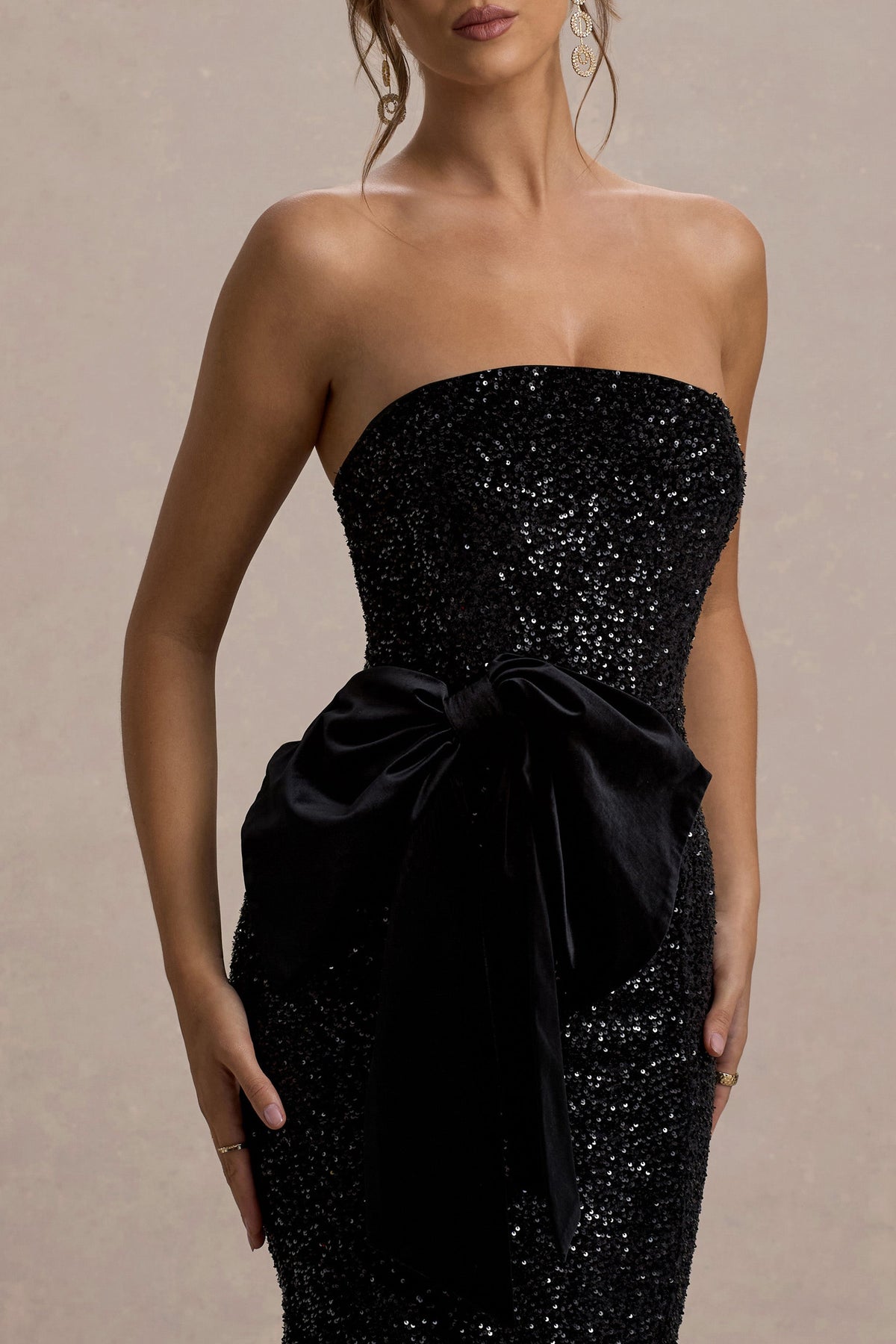 Adee | Black Sequin Velvet Halter-Neck Midi Dress With Bow
